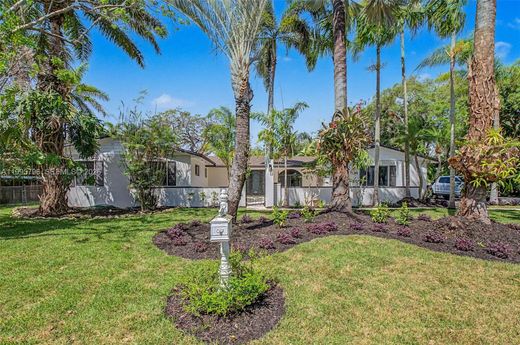 Villa Palmetto Bay, Miami-Dade County