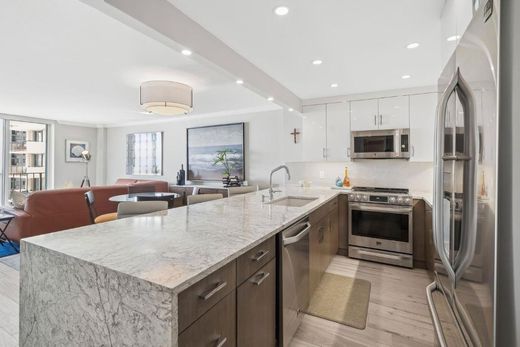 Residential complexes in Pompano Beach, Broward County