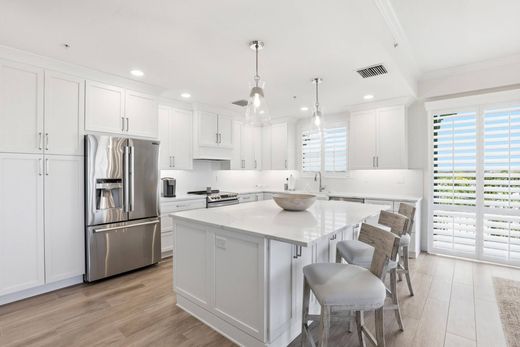 Residential complexes in Juno Beach, Palm Beach
