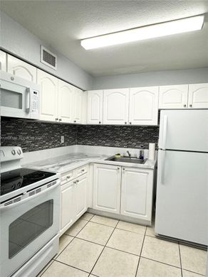 Komplex apartman Miami, Miami-Dade County