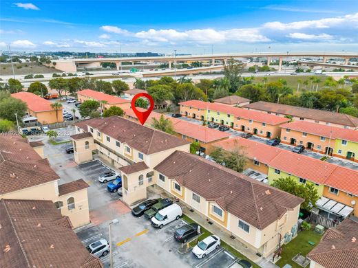 Wohnkomplexe in Miami, Miami-Dade County