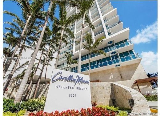 Complesso residenziale a Miami Beach, Miami-Dade County