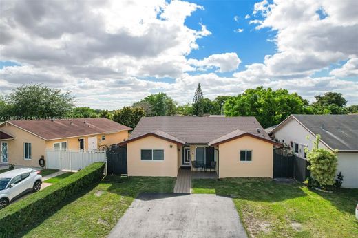 Villa in Miami, Miami-Dade