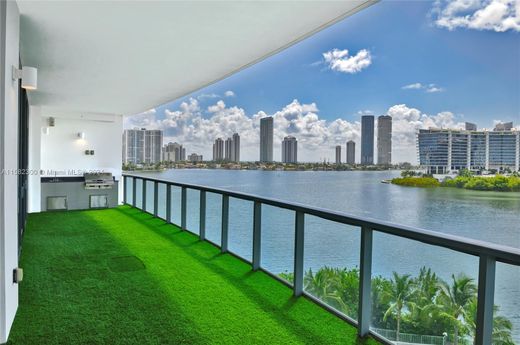 Komplex apartman Aventura, Miami-Dade County