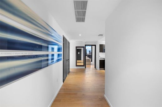 Complesso residenziale a Miami, Miami-Dade County