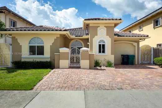 Villa in South Miami Heights, Miami-Dade