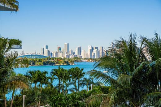 Residential complexes in Miami Beach, Miami-Dade