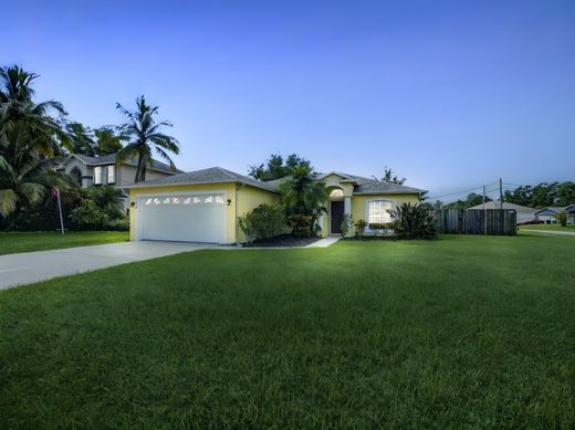 Villa in Port Saint Lucie, Saint Lucie County