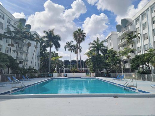 Residential complexes in Miami, Miami-Dade