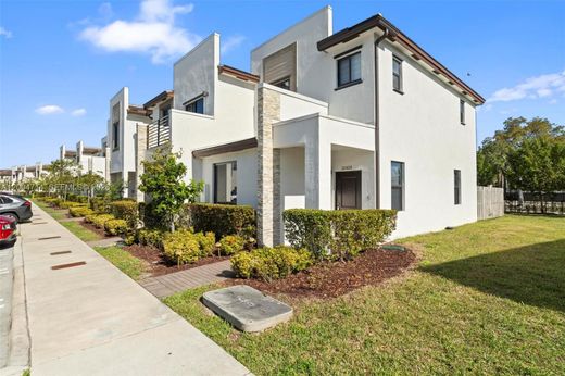 Townhouse in Miami, Miami-Dade