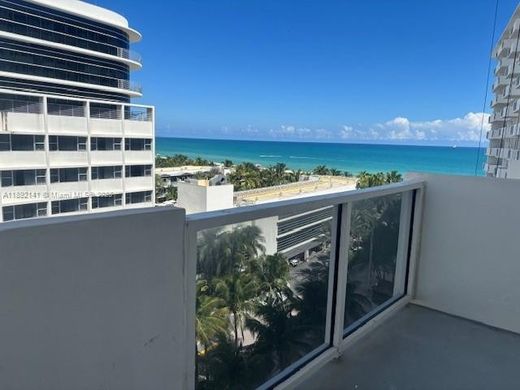 Complesso residenziale a Miami Beach, Miami-Dade County