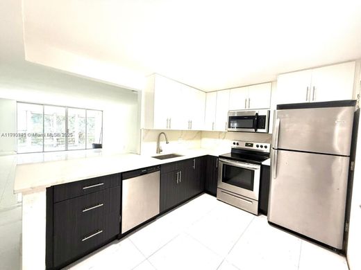 Kamienica w Miami, Miami-Dade County