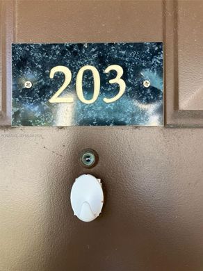 Residential complexes in Pompano Beach, Broward County