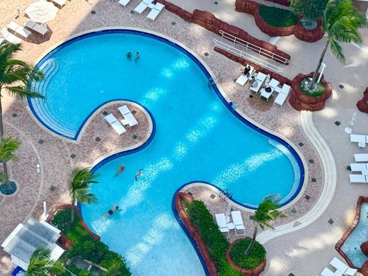 Kamienica w Sunny Isles Beach, Miami-Dade County