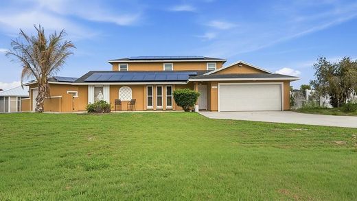Villa Port Saint Lucie, Saint Lucie County