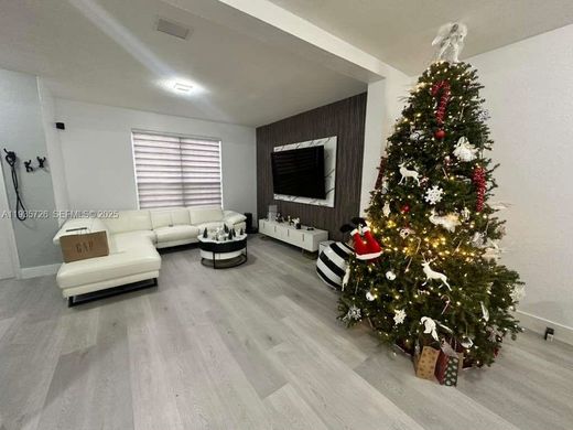 ‏בית בעיר ב  מיאמי, Miami-Dade County