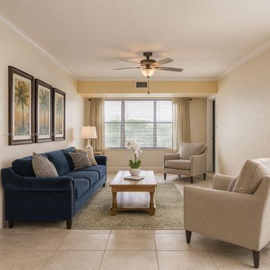 公寓楼  Davie, Broward County