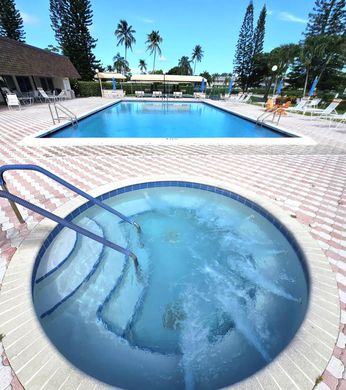 Residential complexes in Delray Beach, Palm Beach
