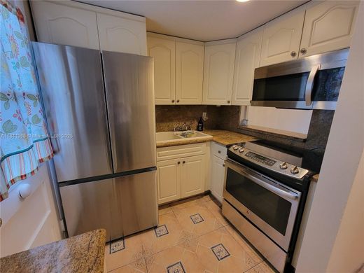 Κτίριο σε Aventura, Miami-Dade County