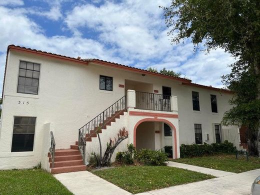 Wohnkomplexe in Boca Raton, Palm Beach County