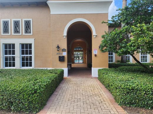 Townhouse in Pembroke Pines, Broward County