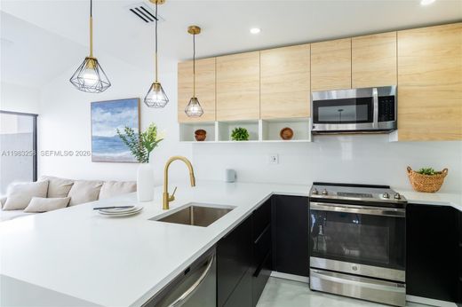 Townhouse in Aventura, Miami-Dade