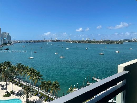 Complesso residenziale a Miami Beach, Miami-Dade County
