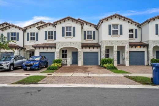 Şehir evi  North Miami, Miami-Dade County