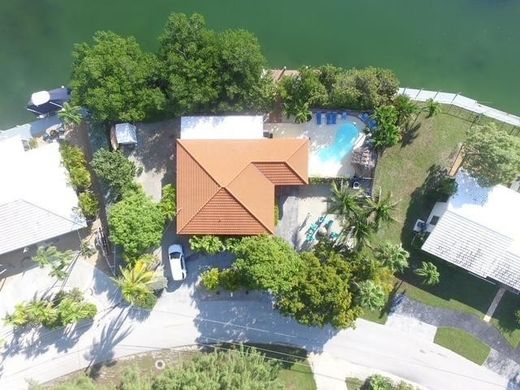 Villa in Marathon, Monroe County