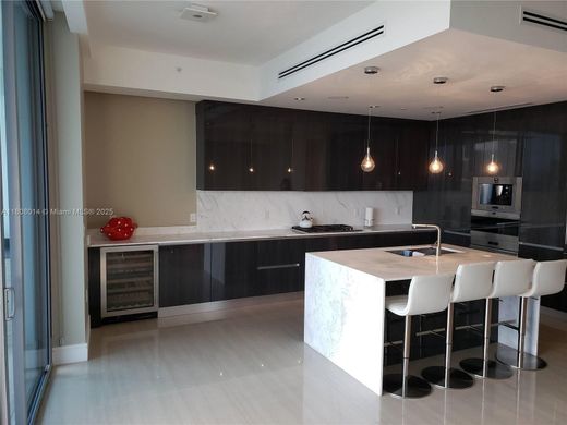 公寓楼  Aventura, Miami-Dade County