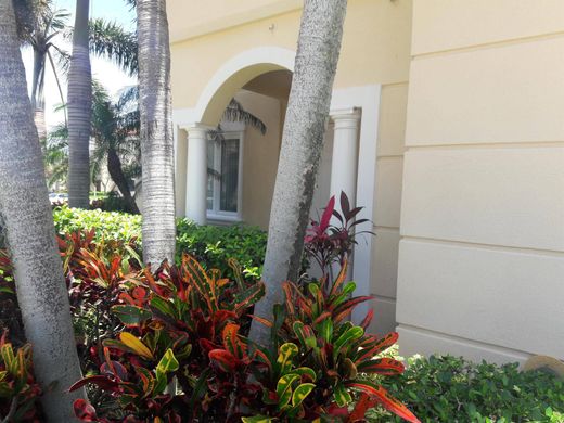 Residential complexes in Fort Pierce, Saint Lucie County