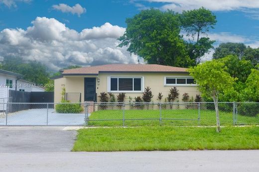 Willa w Hialeah, Miami-Dade County