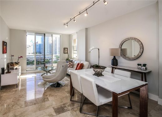 Complesso residenziale a Miami, Miami-Dade County