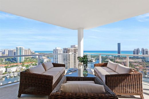 Residential complexes in Aventura, Miami-Dade