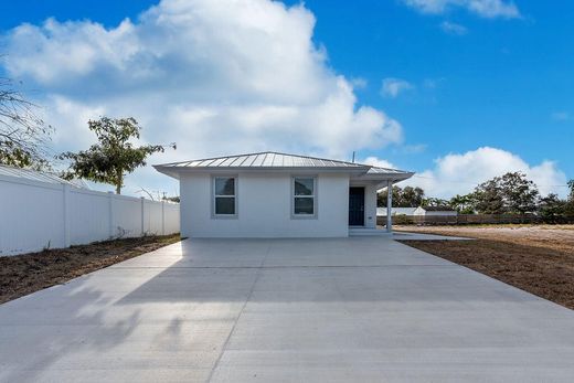 Villa in Stuart, Martin County