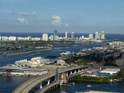 Complexes résidentiels à Miami, Comté de Miami-Dade