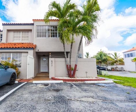 Townhouse in Miami, Miami-Dade