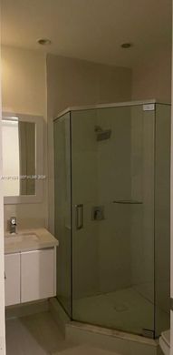 Komplex apartman Doral, Miami-Dade County