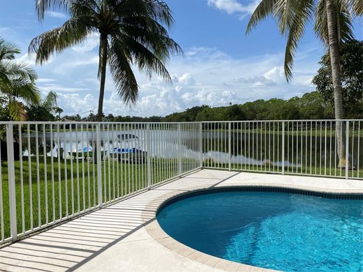 Villa in Weston, Broward County