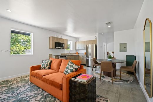 Residential complexes in Miami, Miami-Dade