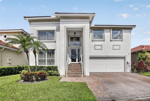 Villa - Weston, Broward County