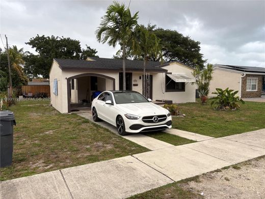 Villa in Hollywood, Broward County