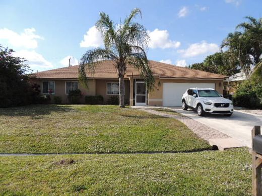 Villa Port Saint Lucie, Saint Lucie County