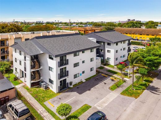 Complesso residenziale a Hialeah, Miami-Dade County