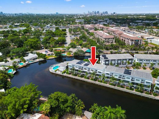 Townhouse in Oakland Park, Broward County