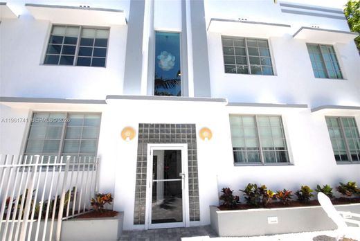 Жилой комплекс, Майами-Бич, Miami-Dade County