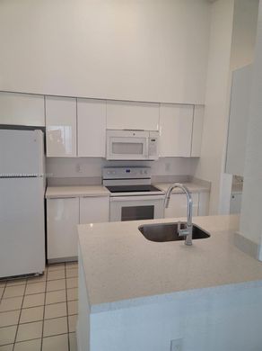 Oakland Park, Broward Countyのアパートメント・コンプレックス