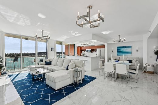 Residential complexes in Riviera Beach, Palm Beach