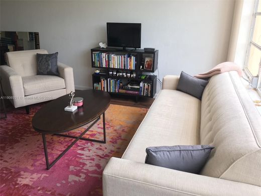 Complesso residenziale a Hallandale Beach, Broward County