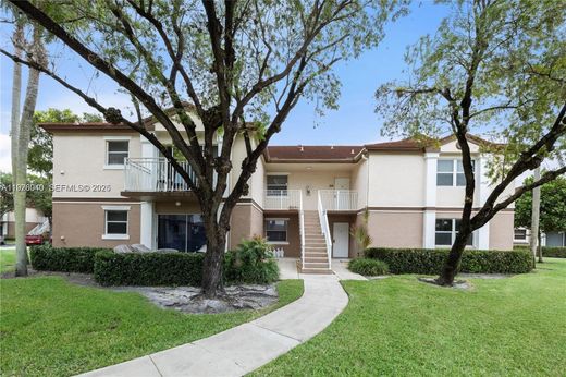 Appartementencomplex in Pembroke Pines, Broward County